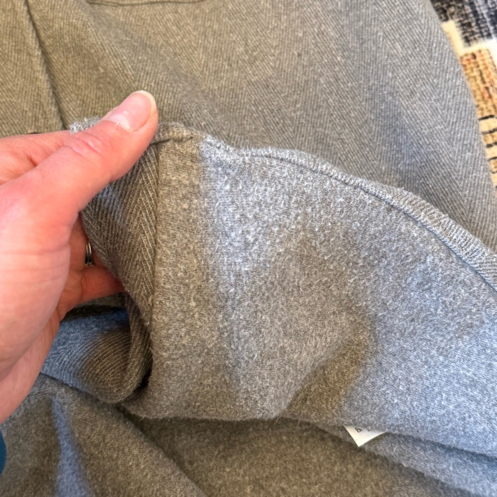 Zara Men’s Gray 100% Cotton Herringbone Shacket Sweater Button Down Size Medium - Picture 10 of 14